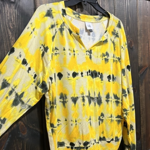 Cabi Atomic Sweatshirt M Yellow Black Tie Dye Top Soft Stretch Boho Casual - Picture 2 of 7